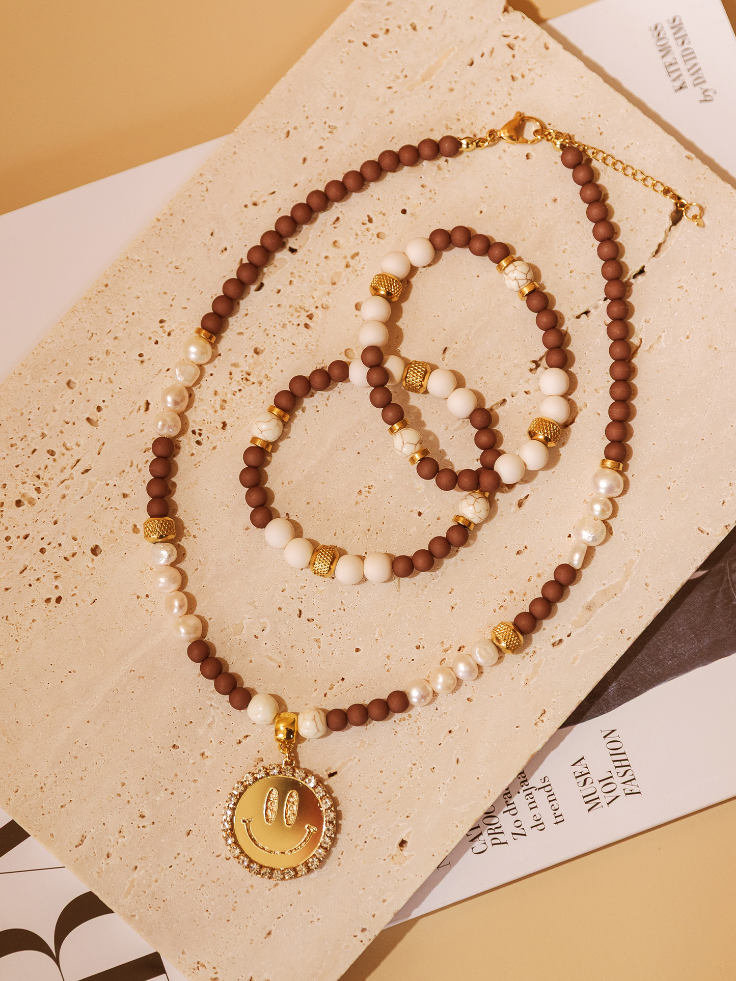 Limited Ketting Kralen Smiley Gold - Brown