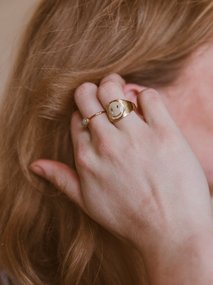 Ring Smiley White - Goud